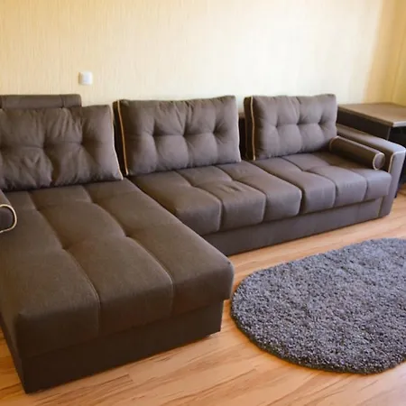 Na Esenina Apartment